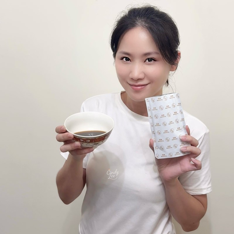 [美食]純煉營養研究室【益母草滴雞精+黃金蜆滴雞精】Cind
